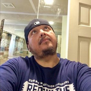 Meet your Posher, Luis aron